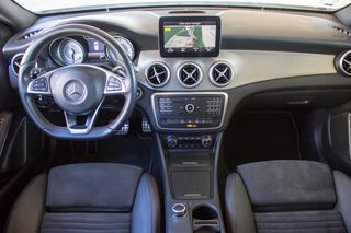 Mercedes-Benz GLA 200d Aut. Pack AMG 2017