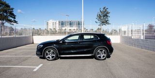 Mercedes-Benz GLA 200d Aut. Pack AMG 2017