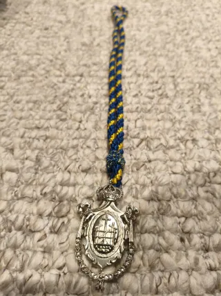 Medalla Hermandad de Montserrat (Sevilla)