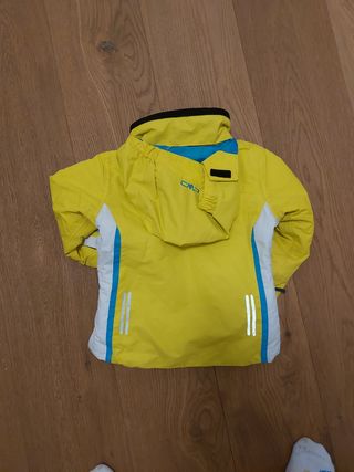 Esquis, botas, anorac y pantalon 4/5 años