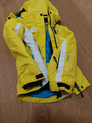 Esquis, botas, anorac y pantalon 4/5 años