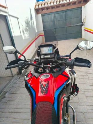 Honda África Twin Roja