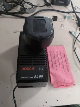Caricabatterie Bosch AL 60 4,8V-12V