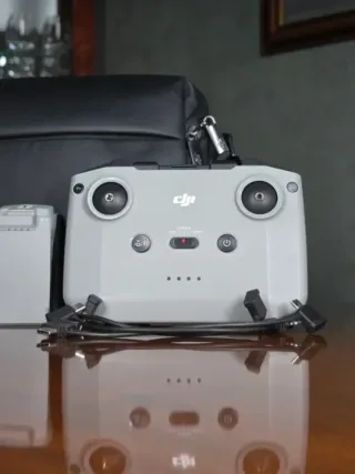 Dron DJI Mini 2 Fly More Combo