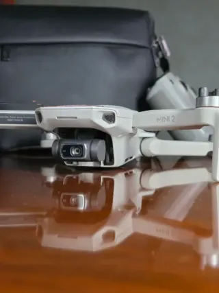 Dron DJI Mini 2 Fly More Combo