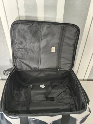 Maleta Parfois con estampado,con funda