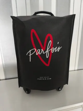 Maleta Parfois con estampado,con funda