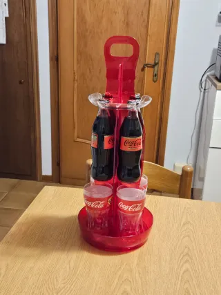 Set Coca Cola 2 bottiglie e 4 bicchier