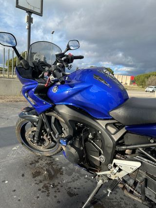 Yamaha Fazer 600 ABS – 98 CV | 2007 | Full Extras