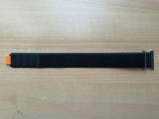 Apple Watch ULTRA 49mm. Black/Gray Trail Loop M/L