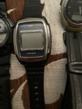 Reloj Casio Illuminator Negro y Rojo