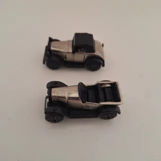 Sorpresine Kinder: 2 modellini auto d'epoca