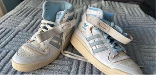 Zapatillas Adidas Blancas y Azules