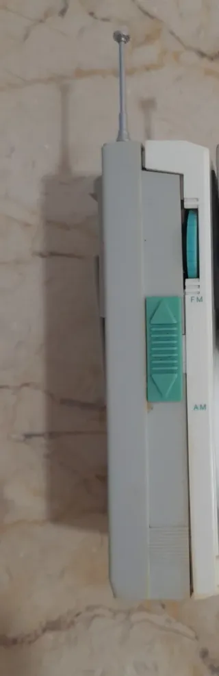 Radio vintage Philips D1550 Blanca Años 80