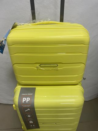 Maleta cabina y neceser