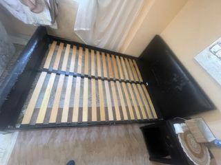 Cama doble 135x190 + Colchón + Mesilla