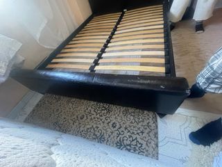 Cama doble 135x190 + Colchón + Mesilla