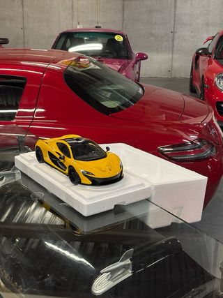 McLaren P1 1:12 Autoart
