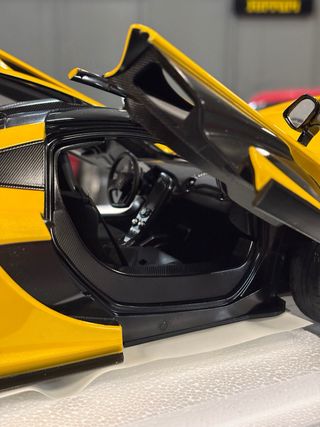 McLaren P1 1:12 Autoart