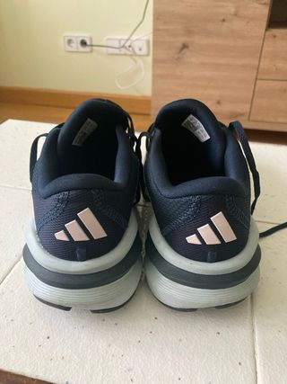 Zapatillas Adidas Azul y Rosa