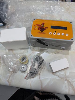 Abrepuertas Automático Gallinero con Temporizador