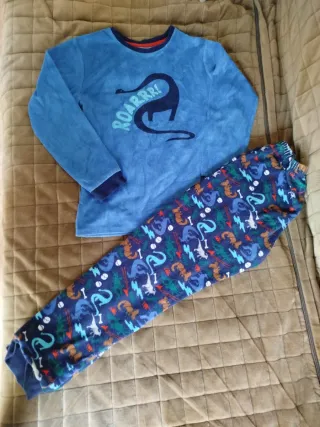 Pijama dinosaurio niño 10-11 años