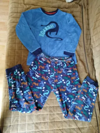 Pijama dinosaurio niño 10-11 años
