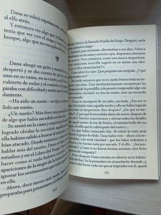 Crónicas de la Torre I. El Valle de los Lobos (...