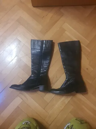 Botas caña alta negras talla 36