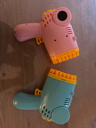 Pistola de burbujas rosa y azul