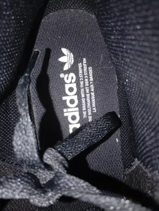 Zapatillas Adidas Altas Negras y Blancas