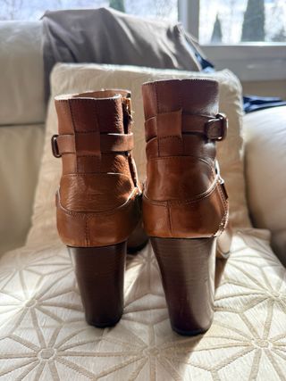 Botines de piel marrón Massimo Dutti