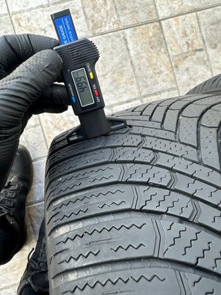 Neumáticos 245/45 R18 BRIDGESTONE