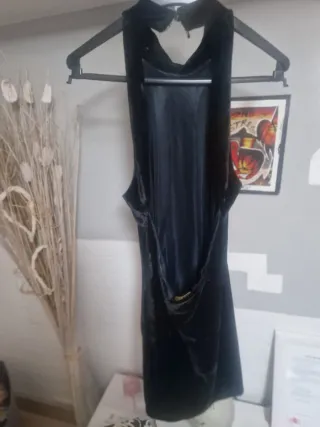 Vestido negro de terciopelo