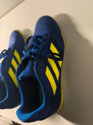 Zapatillas Fútbol Sala Adidas Azul y Amarillo