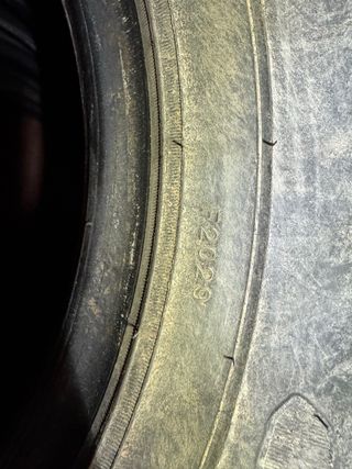 4 Ruedas Dunlop Grandtrek AT2 195/80 R15
