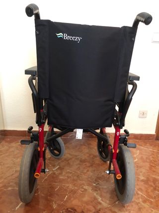 Silla de ruedas. Marca BREEZY
