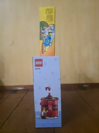 LEGO 40776 Hot Chocolate Stand + 40779 Year of Hor