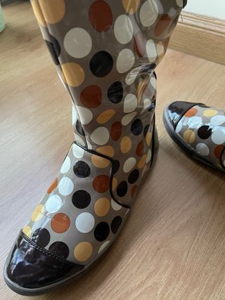 Botas de agua lunares