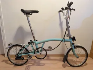 Brompton 6 velocidades con cubiertas Tannus