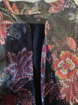 Blusa floral manga larga mujer