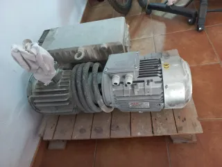 Campana de vacío industrial utilizada para resina.