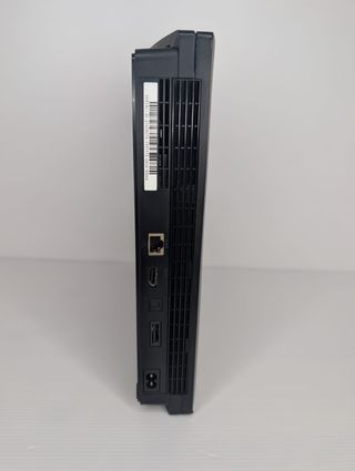 PlayStation 3 Slim Nera + Controller