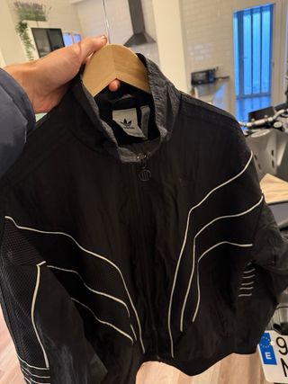 Chaqueta Adidas Negra Deportiva