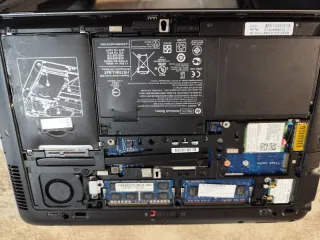 Portátil HP EliteBook 820 Procesador I5. Gris/Plat