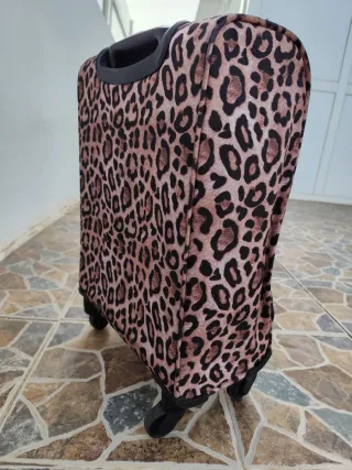 Maleta cabina IT Luggage 4 ruedas ligera