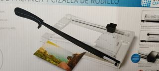 Guillotina de Palanca Cizalla Rodillo United Ofice