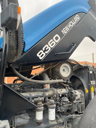 Tractor New Holland 8360
