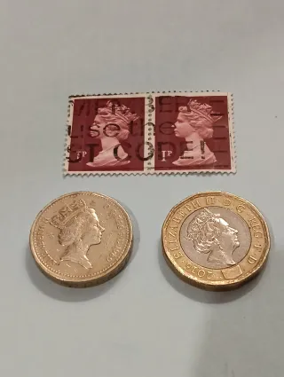Monedas y Sello Isabel II Reino Unido