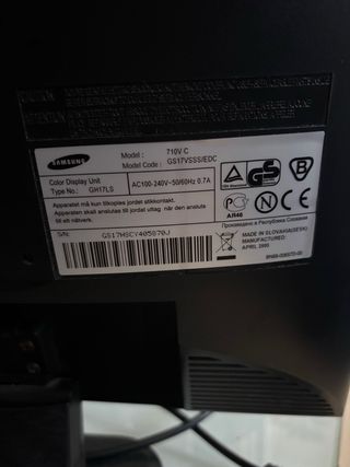 Monitor Samsung SyncMaster 710v Gris